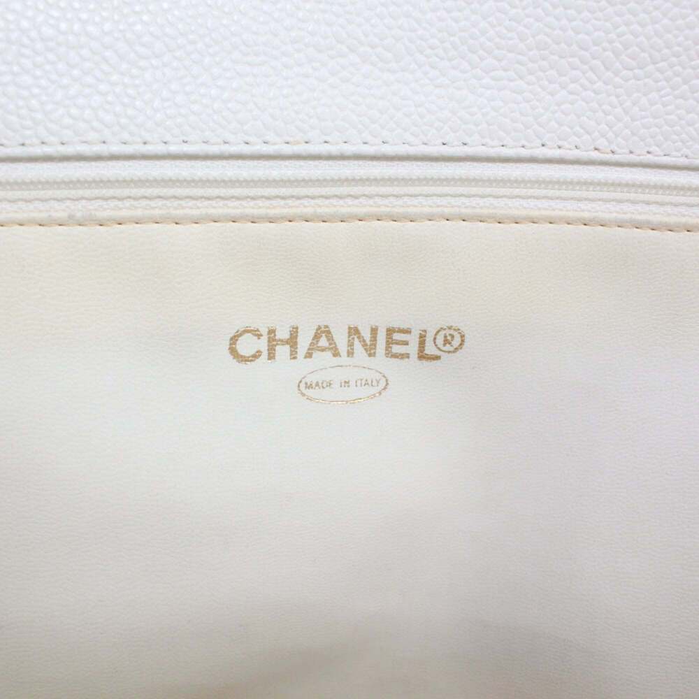CHANEL White Caviar Leather Logo Tote Bag - Picture 8 of 16